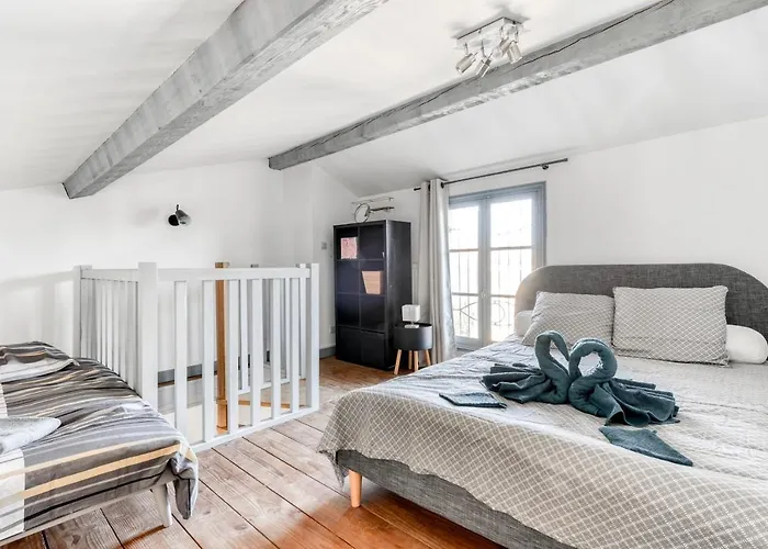 El King - - A Pied - Wifi -netflix Carcassonne