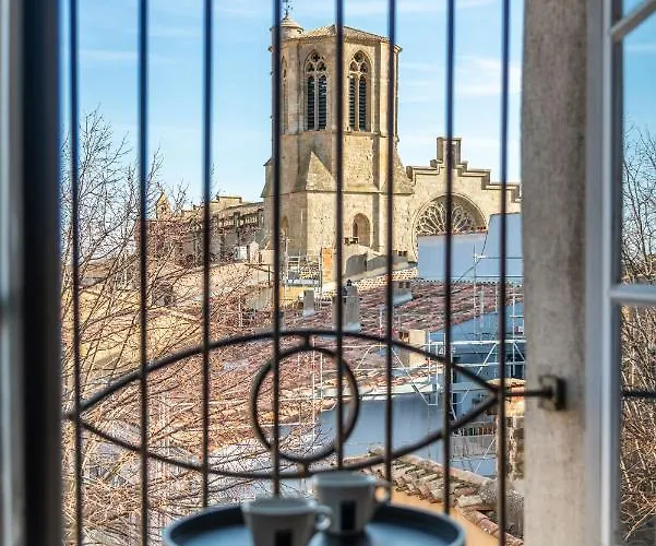 El King - - A Pied - Wifi -netflix Carcassonne